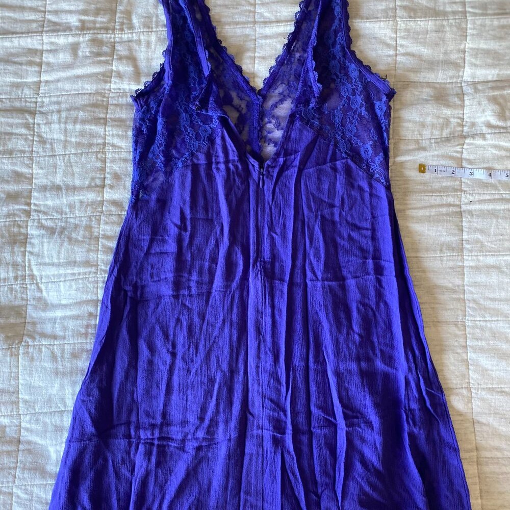 Periwinkle mini dress - Picture 5 of 10